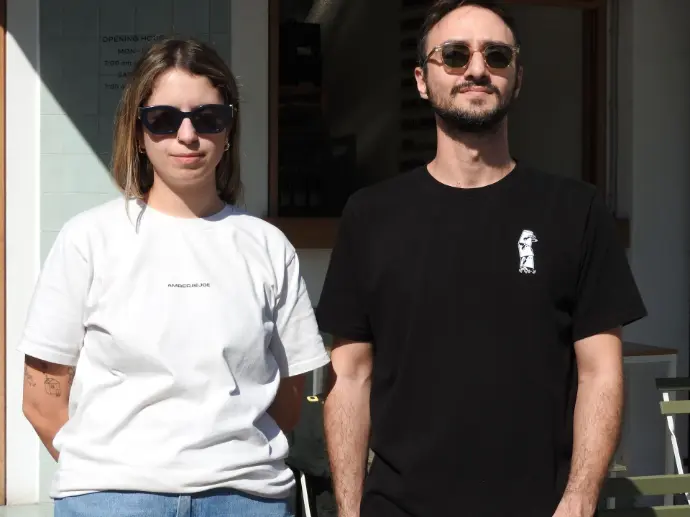 THE EXPLORERS TEE (Off White, Small)